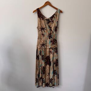 BCBGMAXAZRIA Tropical Palm Tree V-Neck Midi Dress Medium